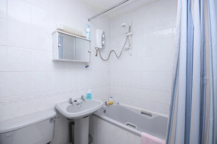 42A Medmerry Park 2 Bedroom Chalet
