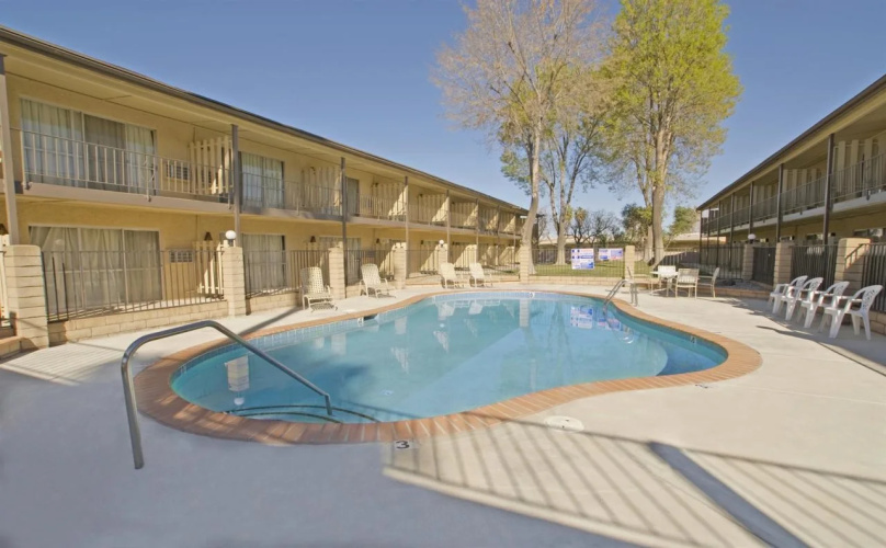 Menifee Inn