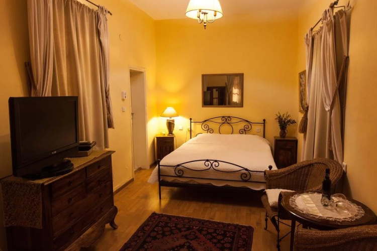 Shulamit Inn