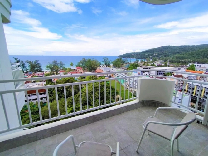 9B Spacious sea View Apartment Karon Beach Front