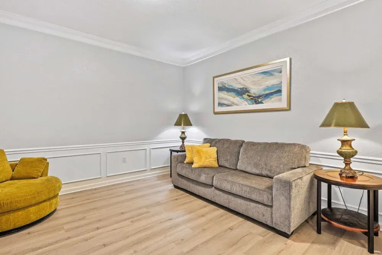 4804 Cayview Avenue #305