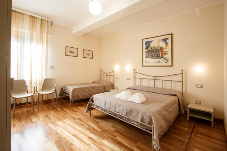 Deluxe Triple room