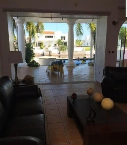3 Bedrooms Family Cottage with pool view