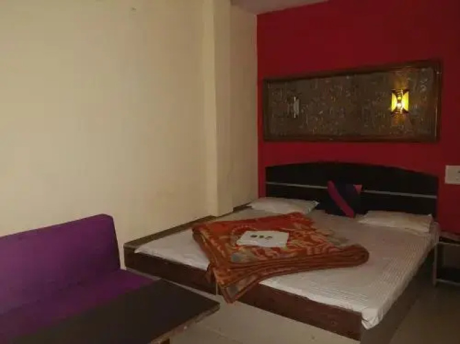 Hotel 4u