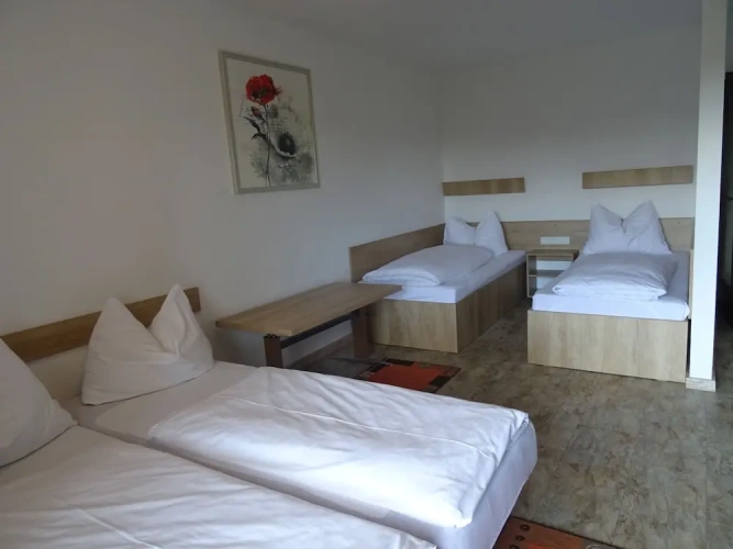 Standard Quadruple room with balcony