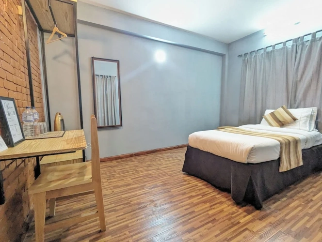 Standard Single room