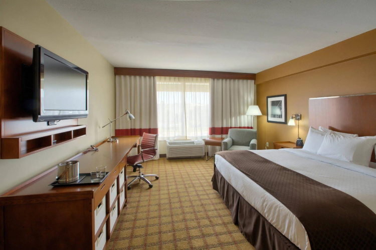 DoubleTree by Hilton Raleigh - Cary