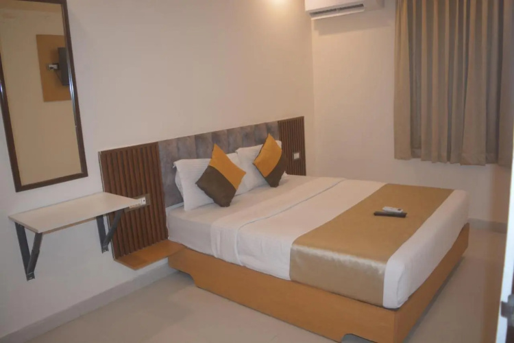 Hotel ABM Aura
