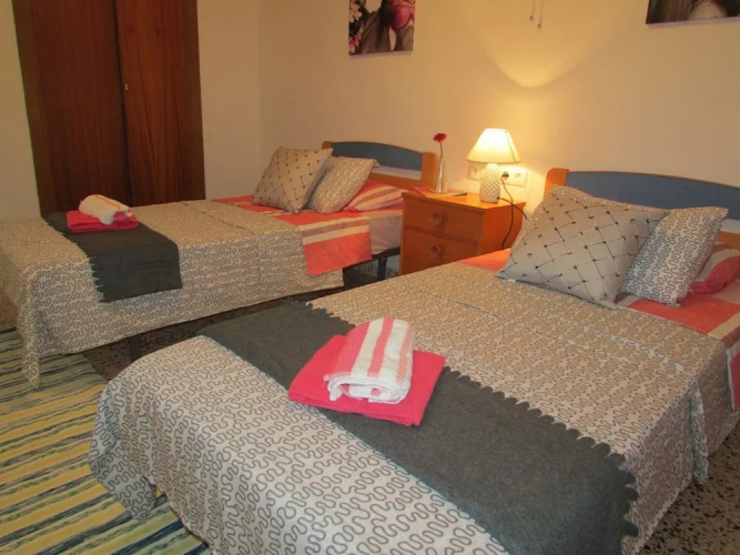 4 Bedrooms Seaview Apartment
