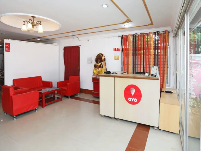 OYO 9547 Hotel Atmaram Lodging