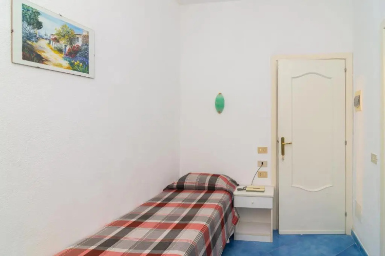 B&B Iside