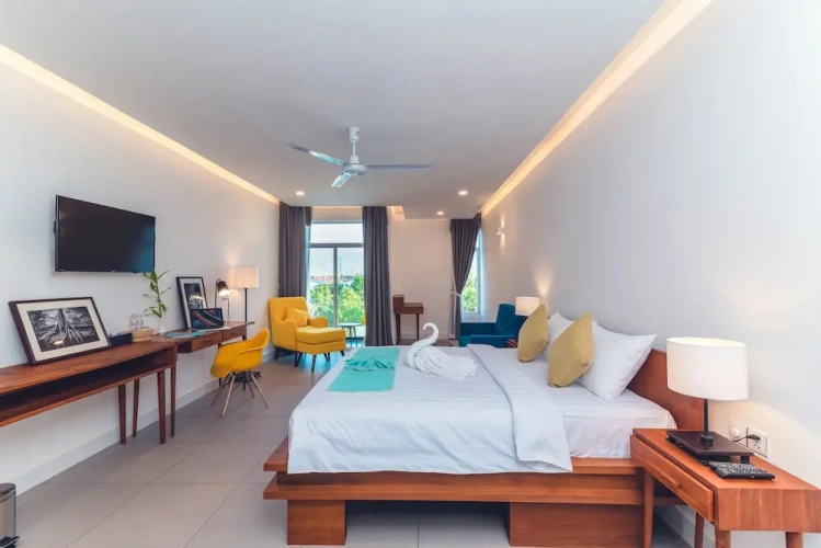 Deluxe Double Suite with balcony