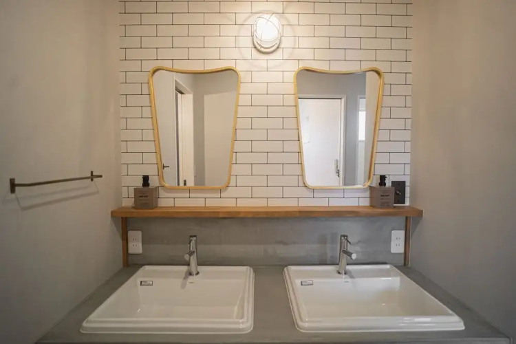 Orange County Guest House - Hostel