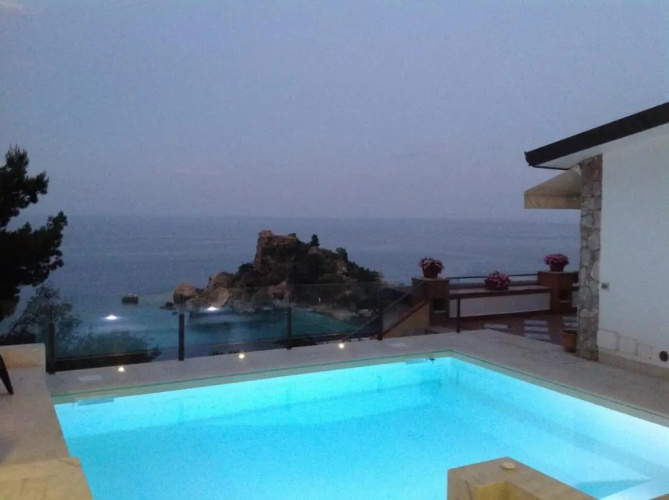 202 Luxury pool Isola Bella