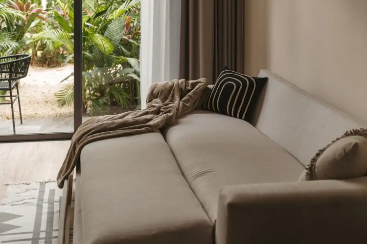 Gorgeous Loft Jungle Views and Premium Amenities