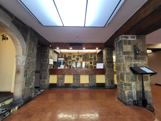 Hotel Leonor Miron