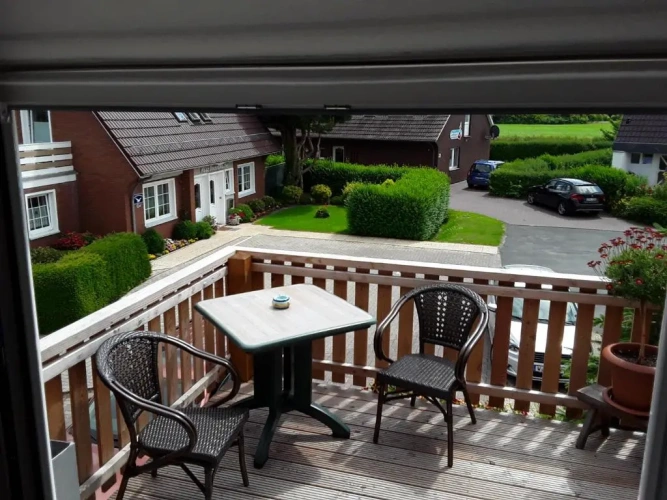 Apartment with garden view