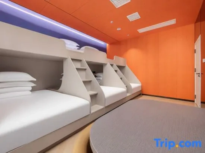 Standard Quintuple room