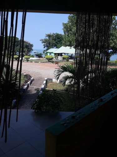Abuesi Beach Resort