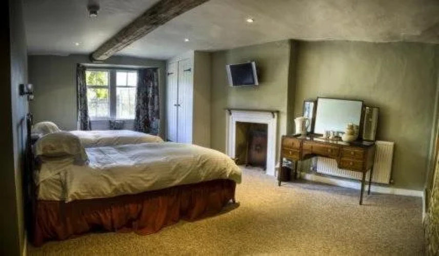 Neeld Arms