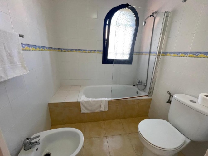 2 Bedrooms Villa