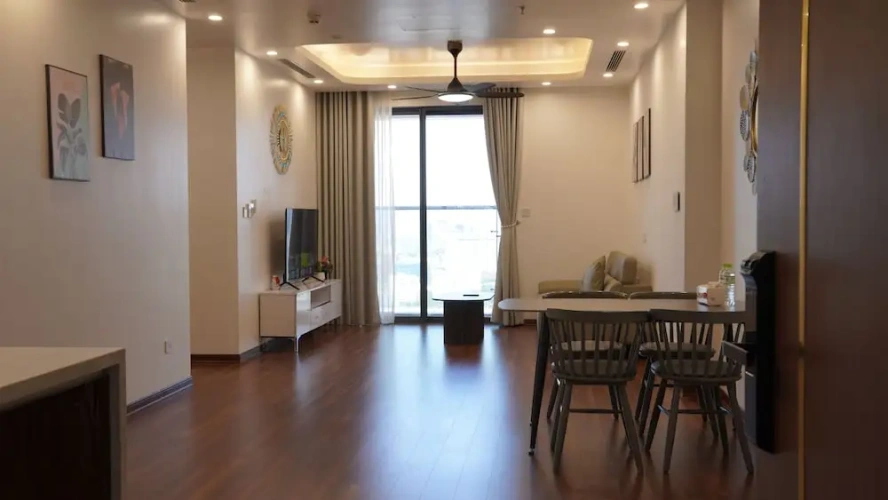 3 Bedrooms Apartment with balcony and with city view