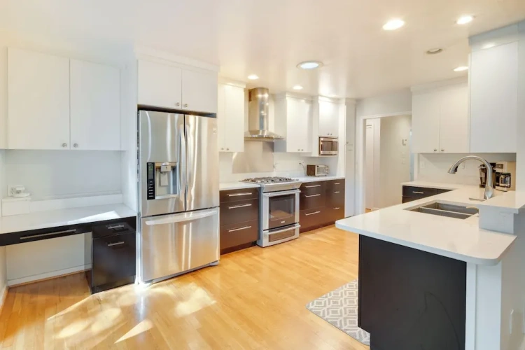 4 Bedrooms Cottage
