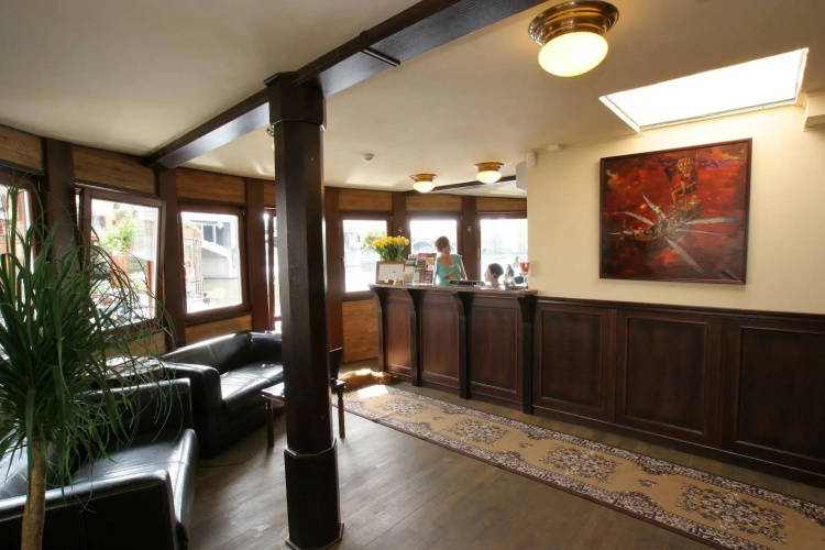 Boat Hotel Matylda