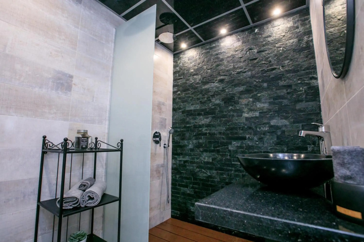 Babylon Park Apartment