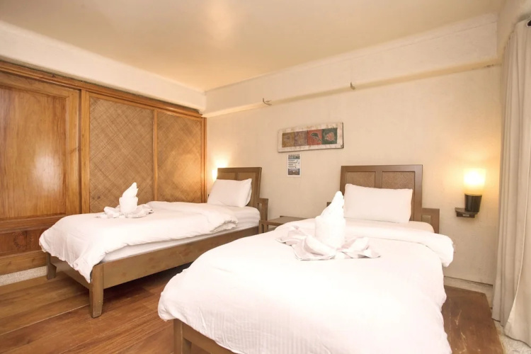 Mayumi Beach Villa