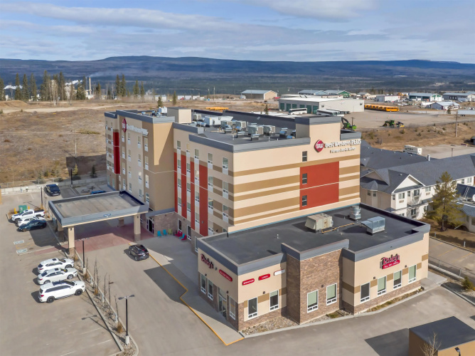 Best Western Plus Hinton Inn & Suites photo 26