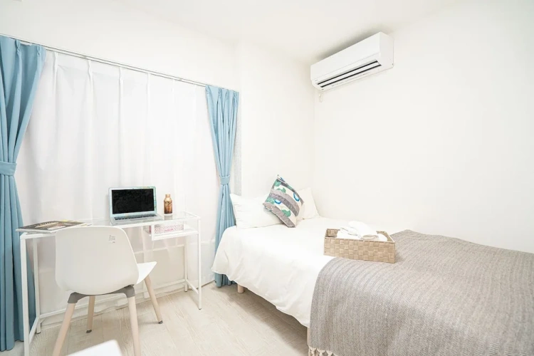 Single Apartment