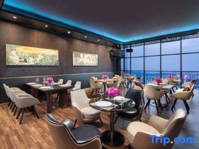 Yun Sky Garden Hotel (Jingmen Wanda Plaza Branch) - Jingmen