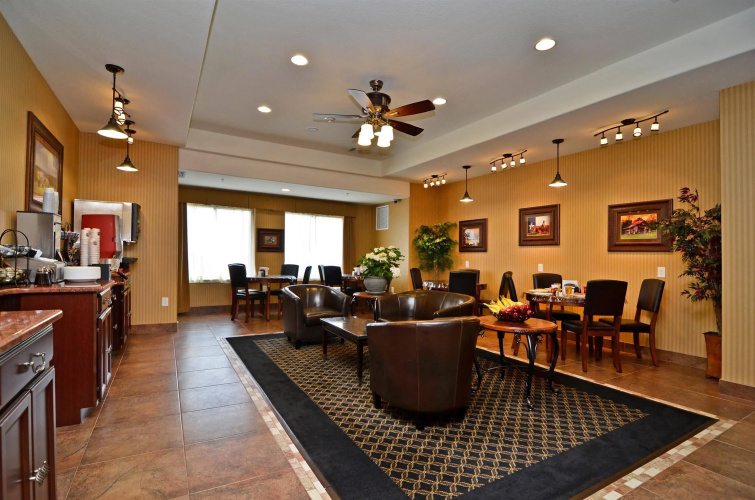 Blanco Luxury Inn & Suites photo 28