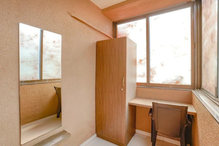 24 Baner By OYO Rooms