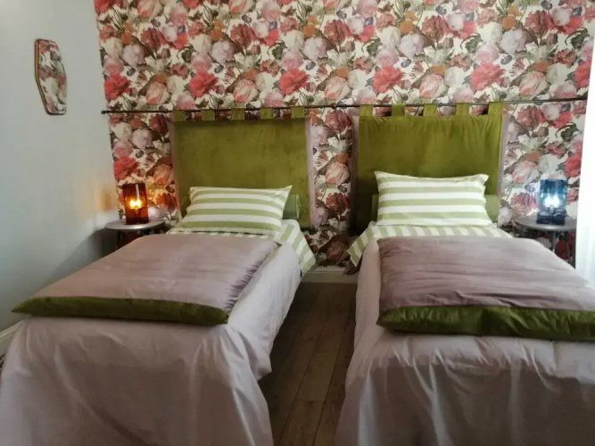Guest House 73