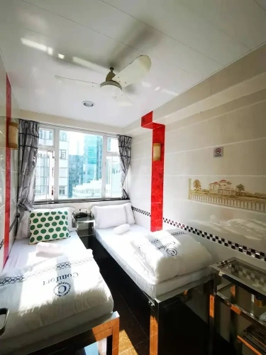 Premier Twin room