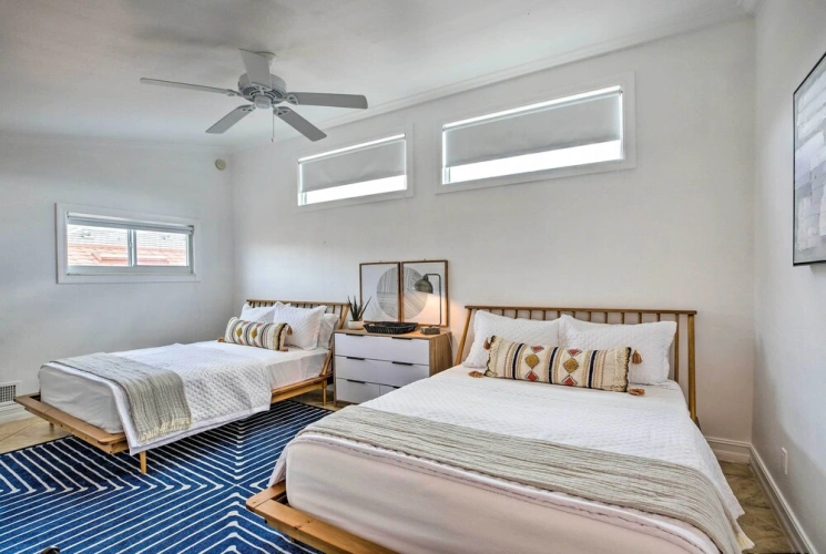 4 Bedrooms Cottage