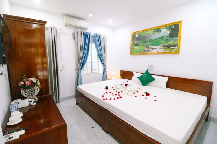 Catba Sunrise Hotel1