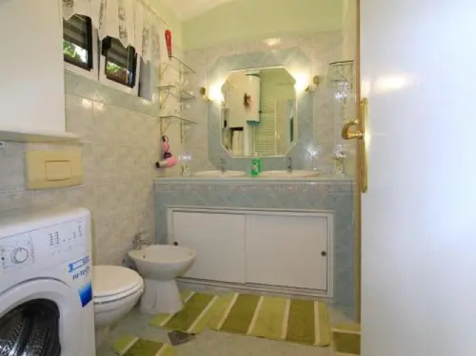 Apartment Colic