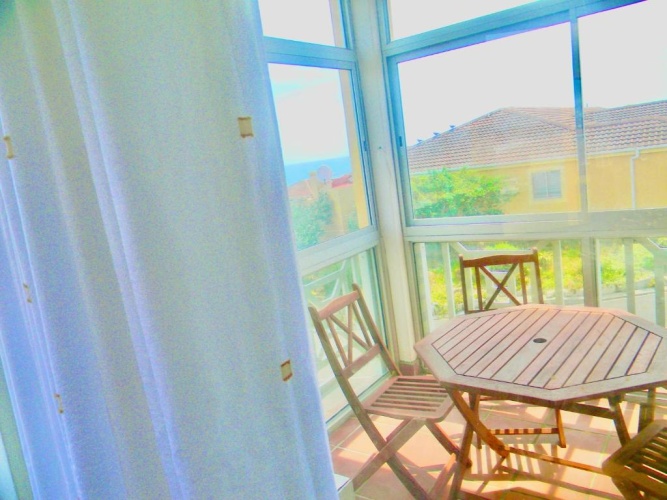 Apartment with sea view