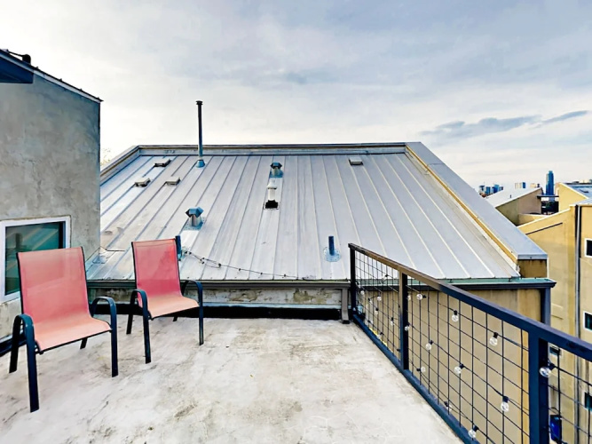 1500 Summit St Townhouse Unit 7