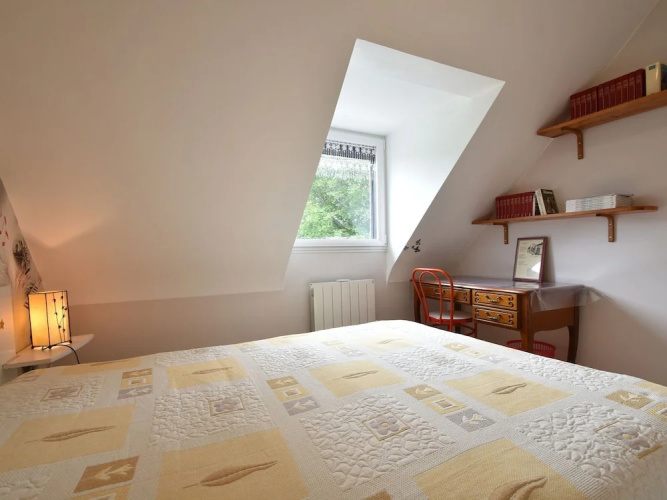 Peaceful Forest Stay in Pedernec