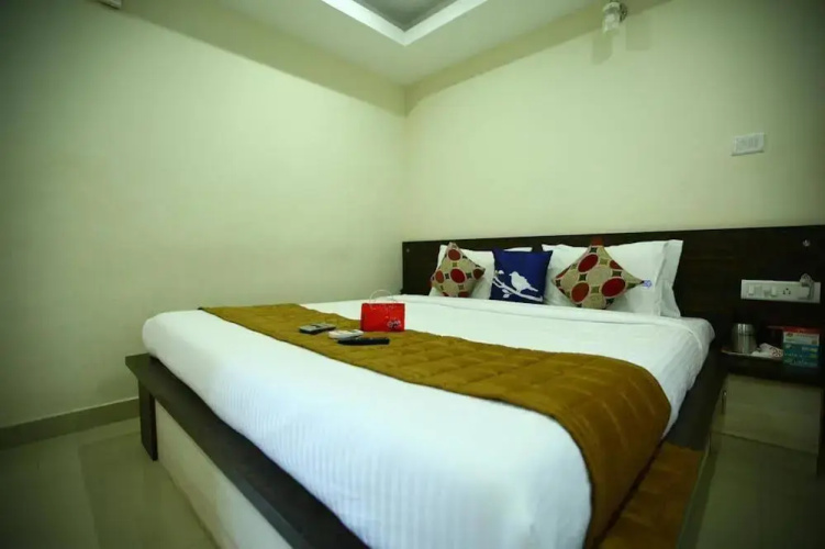 OYO 1223 Maruthi Residency