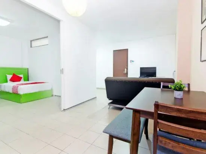 Y Hotel
