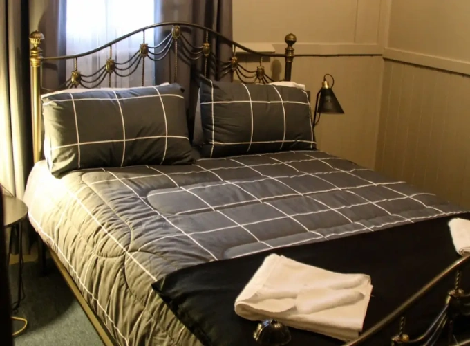3 Bedrooms Apartment