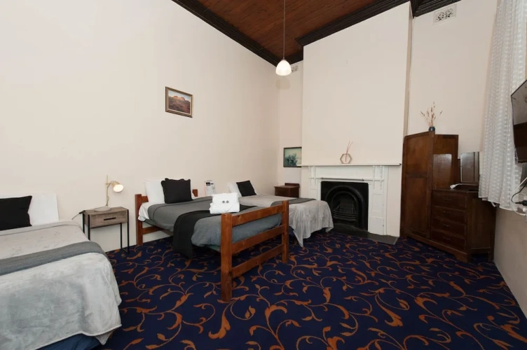 Standard Quintuple room