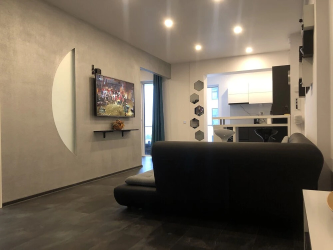 West Park 2 Residence by Lake View