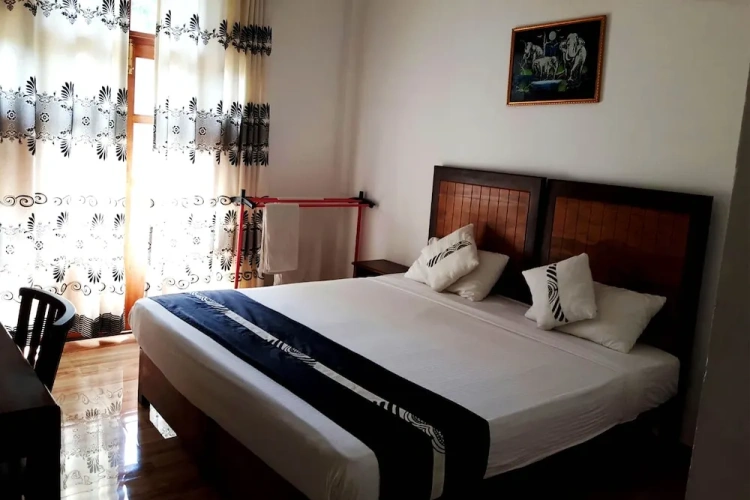 Economy room