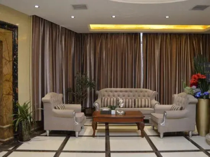 The westside Lancaster Hotel